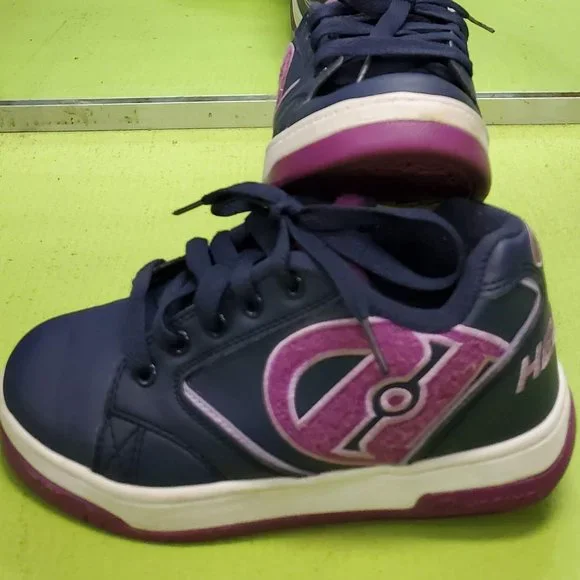 Heelys size shop 3 youth